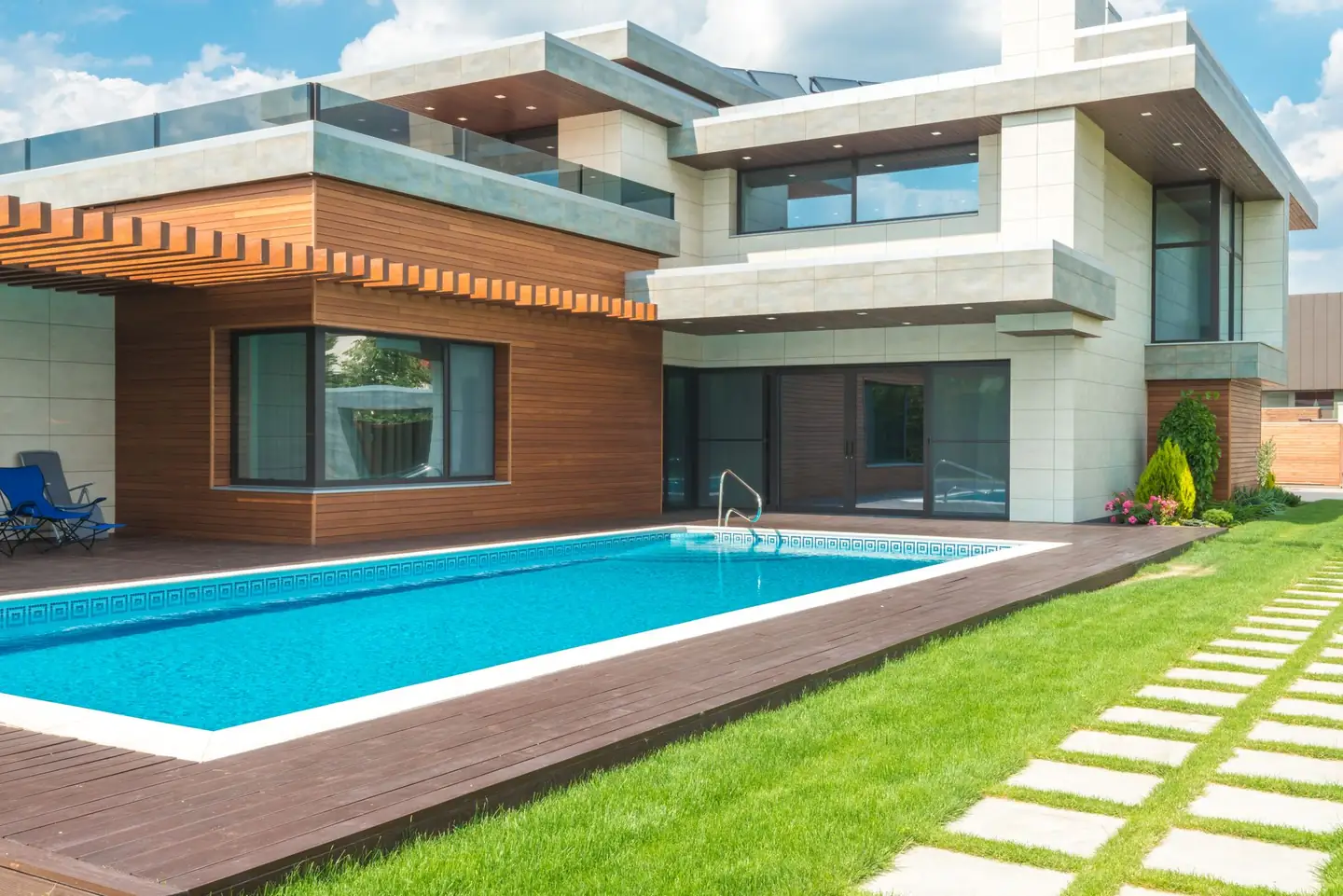 Swimming pool built in Cavan, NSW
